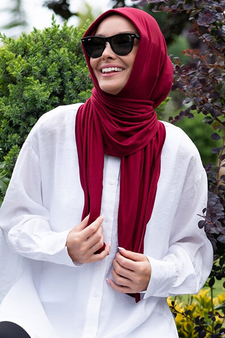 Ready-to-Wear Viscose Shawl - Practical & Comfortable Burgundy