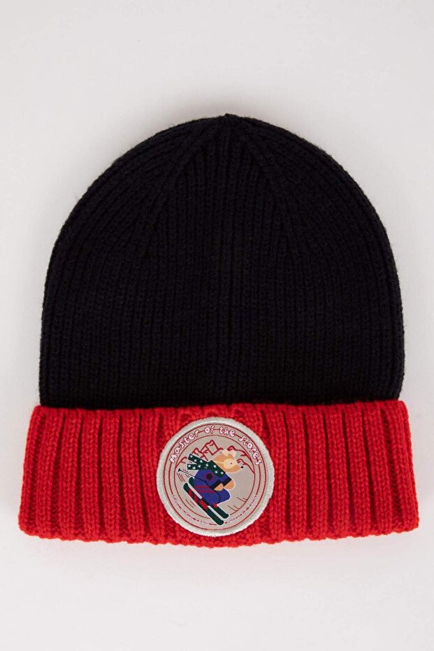 Jungen Strickmütze - Warm mit gewebtem Etikett