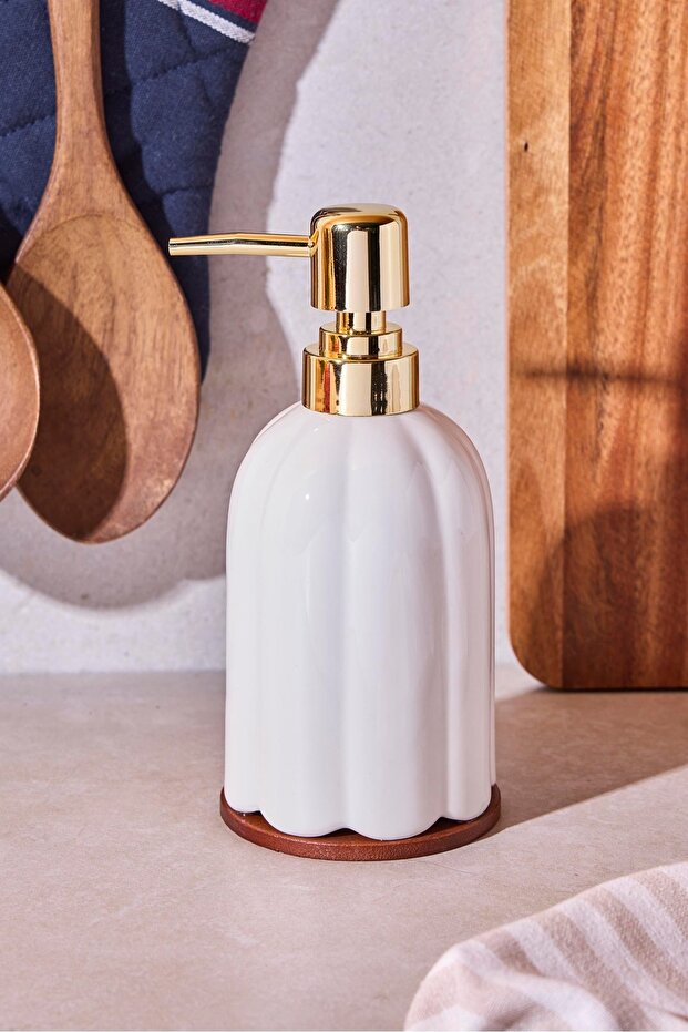 Elegant Pumpkin Porcelain Liquid Soap Dispenser