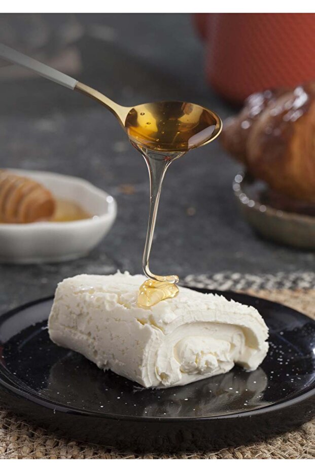 Traditional Clotted Cream - Rich & Creamy Dessert Topping 155g x 12 Cans