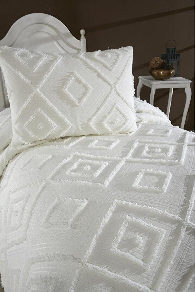 Samira Single Pique Set - 2-Piece Cream with Diamond Pattern