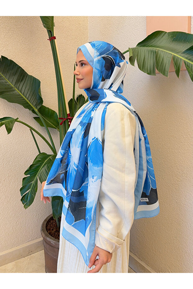 Retro Floral Cotton Soft Shawl - Blue & White