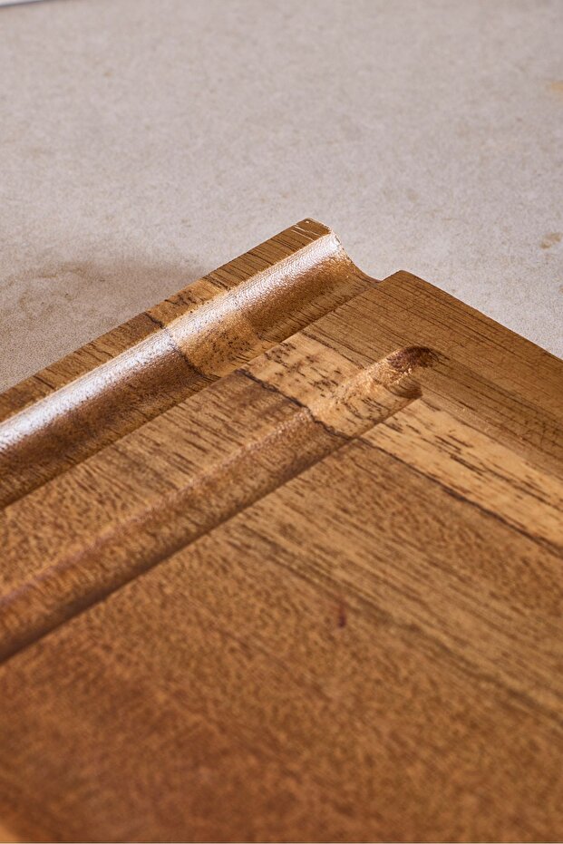 Acacia Wood Serving Board - 33x19 cm Elegant Design