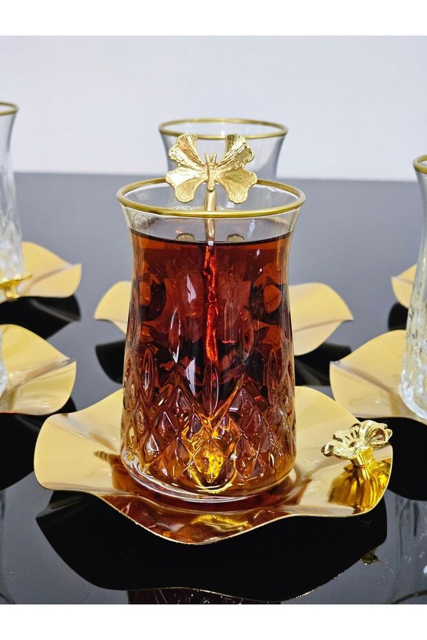 Ensemble de thé turc premium Odin avec cuillères en forme de papillon et soucoupes en métal - Ensemble de 18 pièces
