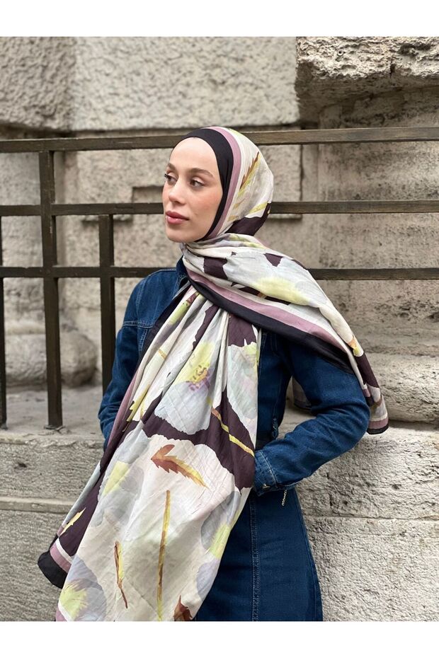 Poppy Pattern Bamboo Shawl - Soft & Lightweight