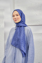 Stylish Italian Jacquard Zigzag Shawl