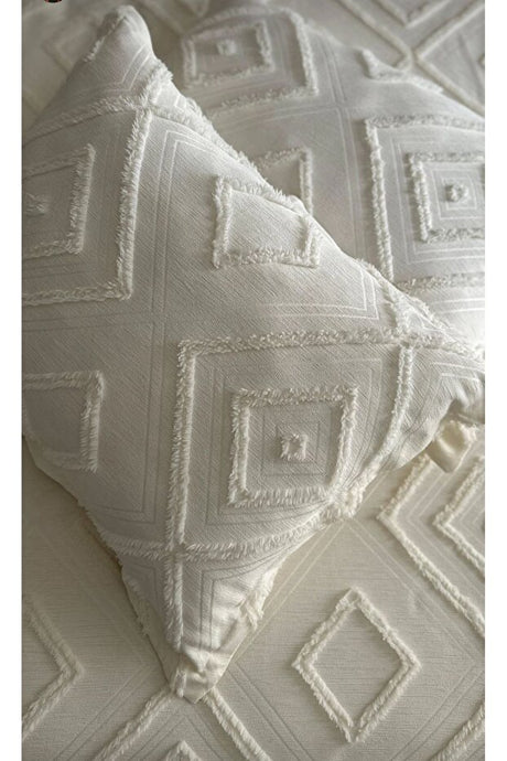 Sanem Single Pike - Ecru Chenille & Cotton Bedspread 180x250cm