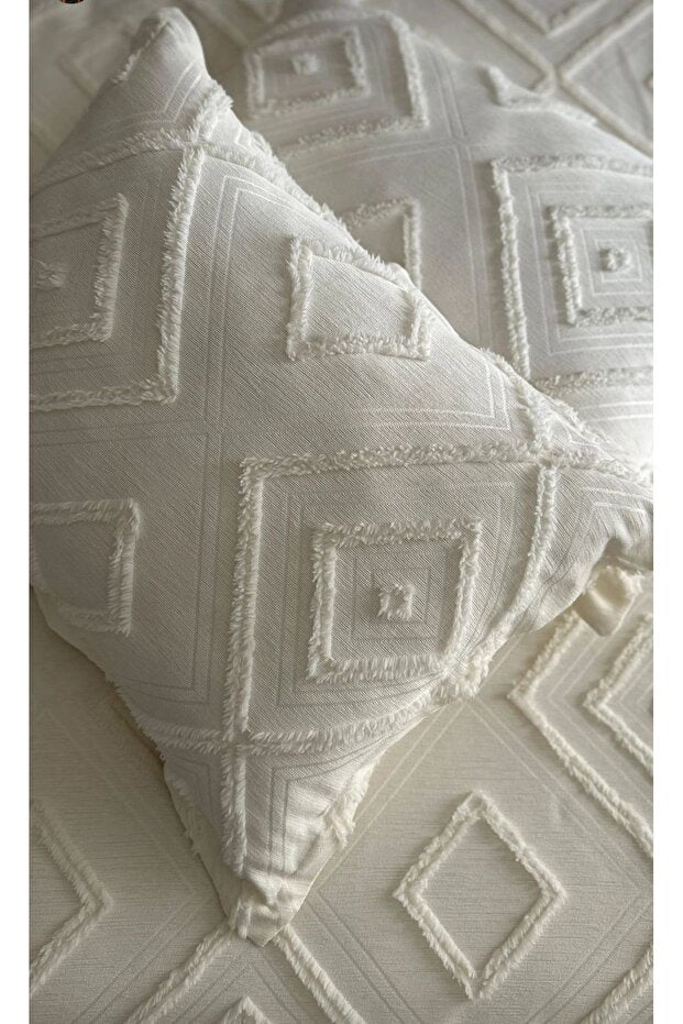 Sanem Single Pike - Ecru Chenille & Cotton Bedspread 180x250cm
