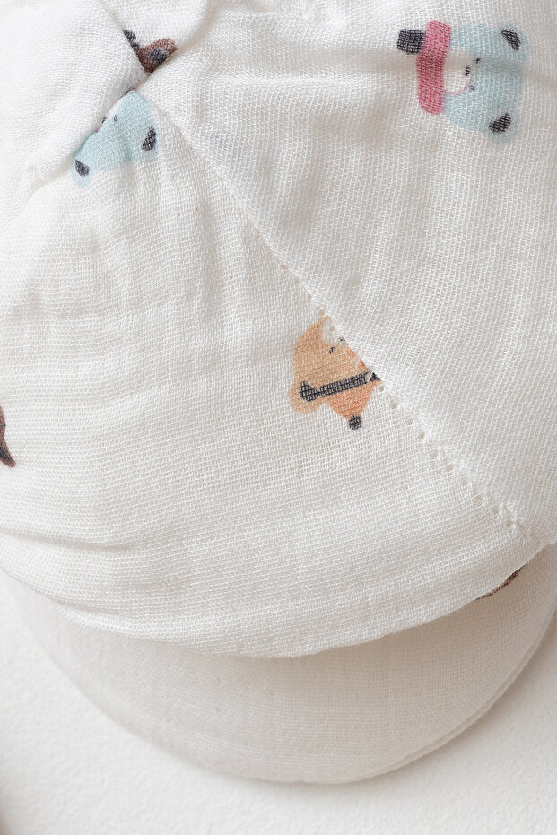 Newborn 5-Piece Muslin Cotton Baby Set - Bear Embroidery