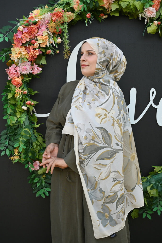Flora Floral Shawl - Lightweight & Non-Slip ()