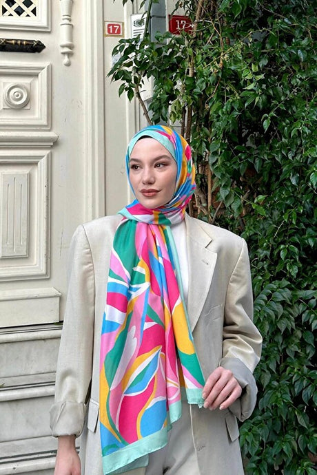 Nature Lilyum Soft Cotton Shawl - Vibrant Abstract Design