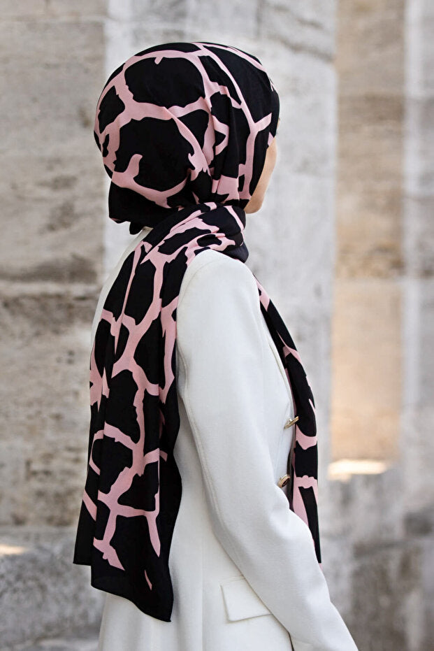 Luxury Medina Silk Shawl - Elegant & Lightweight ()