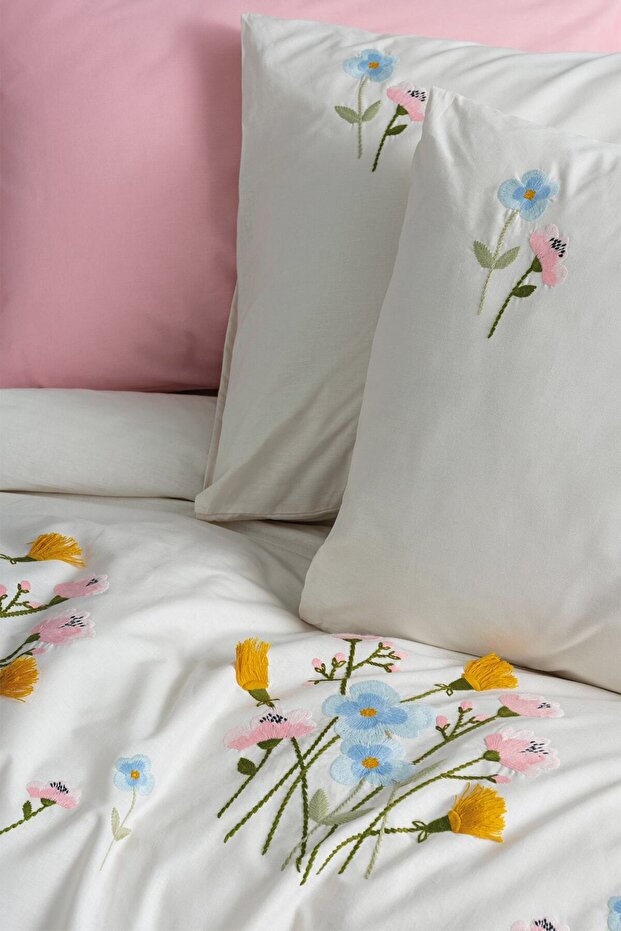 Double Embroidered Floral Duvet Cover Set - Pink