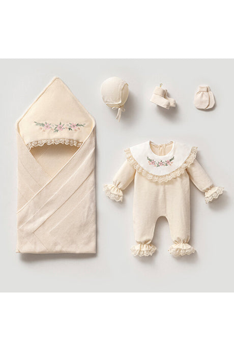 Newborn Baby 0-3 Months 5-Piece Embroidered Knit Outfit Set