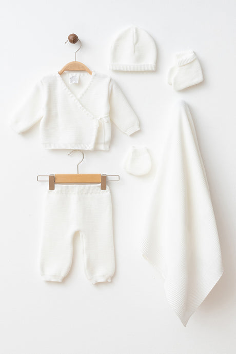 Newborn Knit 6-Piece Hospital Exit Set with Blanket (0-3 Months)