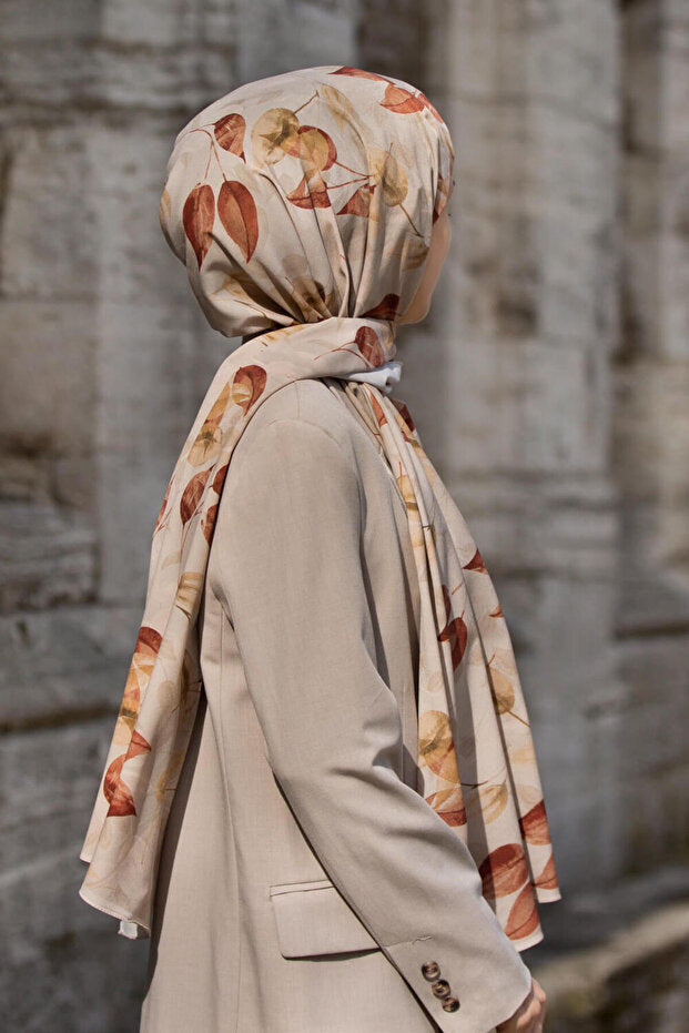 Luxury Medine Silk Shawl - Autumn Pattern, Wrinkle-Free