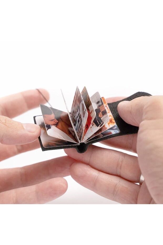 Mini Photo Album Keychain - Personalized Gift for Loved Ones