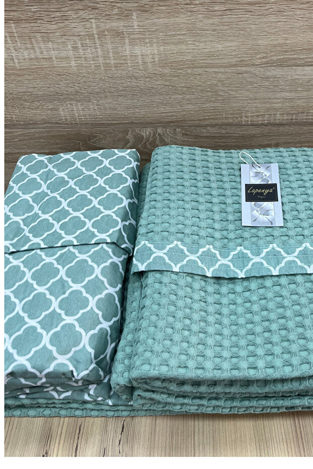 100% Cotton Double Size Pique Set with Fitted Sheet