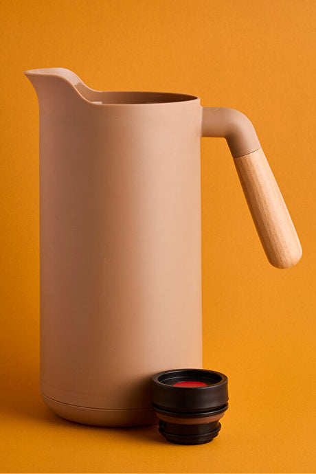 Nordic Vacuum Insulated Thermos with Bamboo Handle - 1000ml