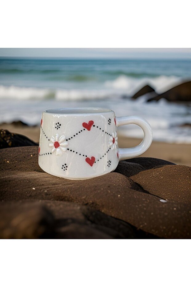 Hand-Painted Ceramic Mug - Hearts & Daisies Design, 200ml