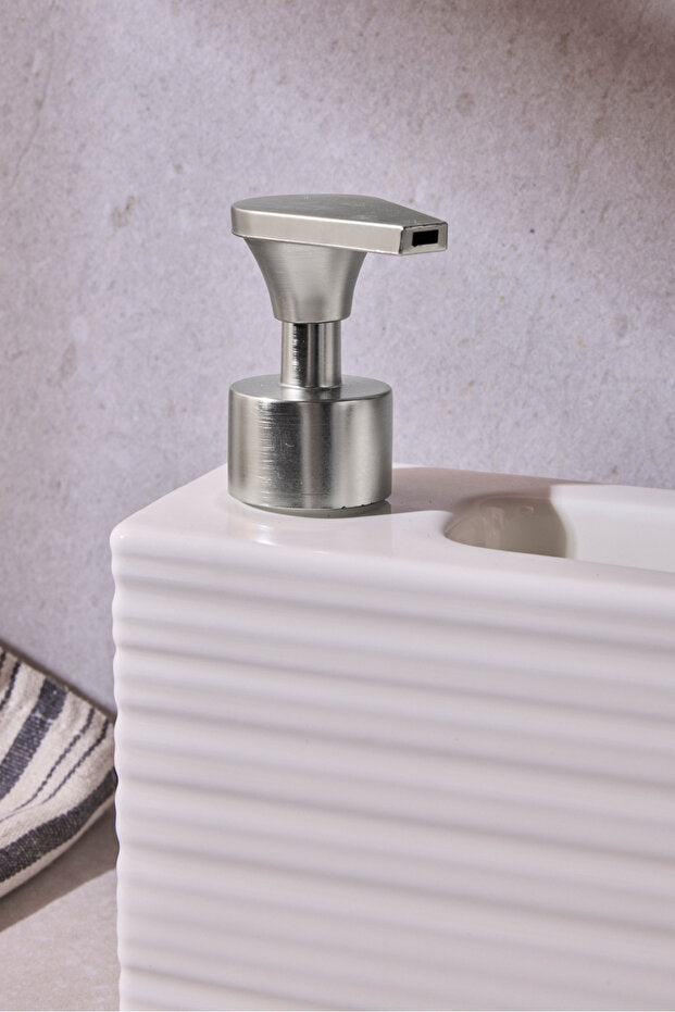 Porcelain Kitchen Liquid Soap Dispenser - 750ml Ribbed Design