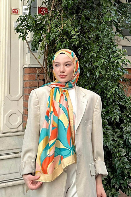 Nature Lilyum Soft Cotton Shawl - Vibrant Abstract Print