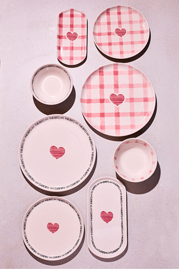 Hearts 8-Piece Dinner Set - Romantic Tableware for Two
