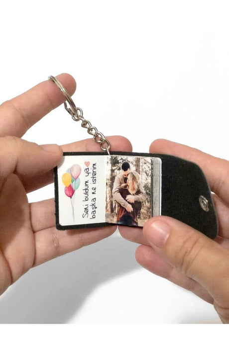 Mini Photo Album Keychain - Personalized Gift for Loved Ones