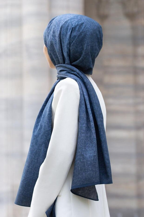 Women's Luxury Medina Silk Shawl - Indigo