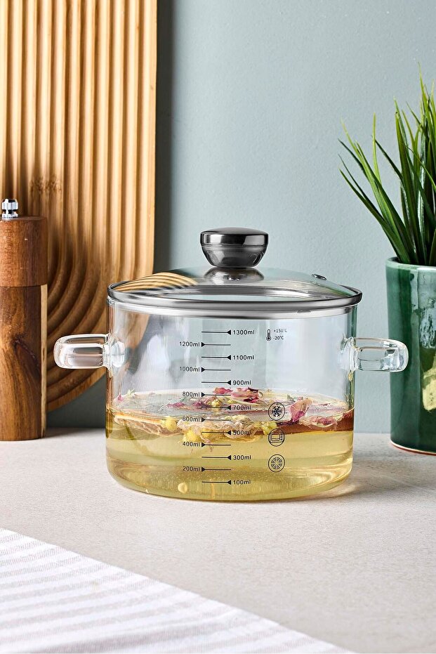 1300ml Borosilicate Glass Cooking Pot with Measuring Marks