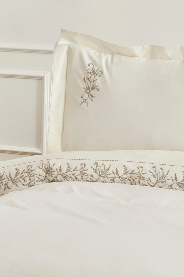 Maisa Double Embroidered Duvet Cover Set - Beige