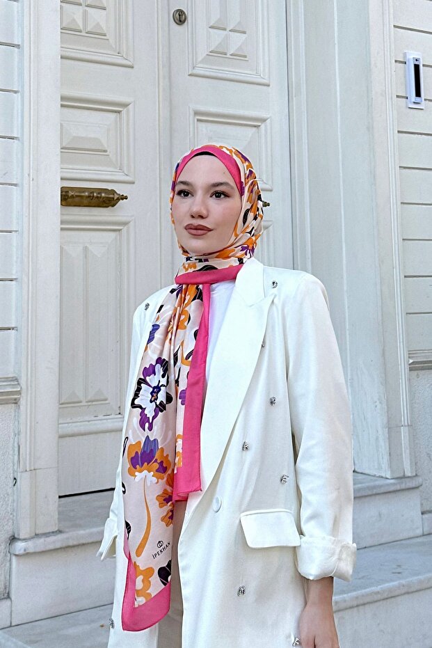 Nature Frezya Soft Shawl - Vibrant Floral Design