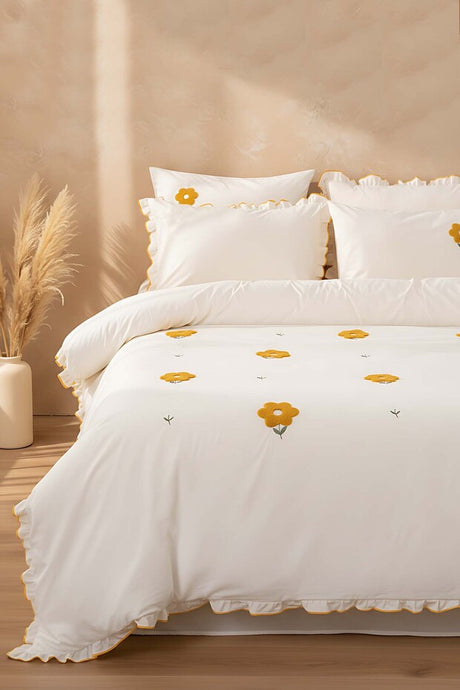 Florita Yellow Embroidered 6-Piece 100% Cotton Duvet Set