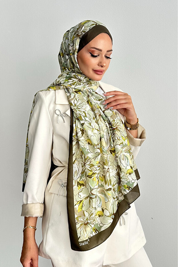 Shawl in Cotone Morbido con Motivo Floreale Lotus - Haki