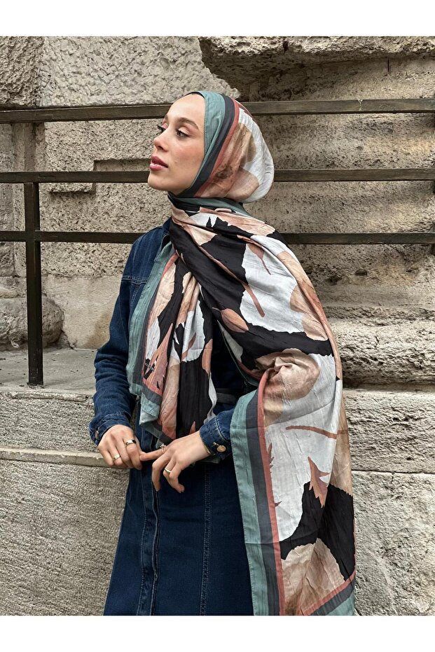 Bamboo Shawl - Elegant Poppy Pattern