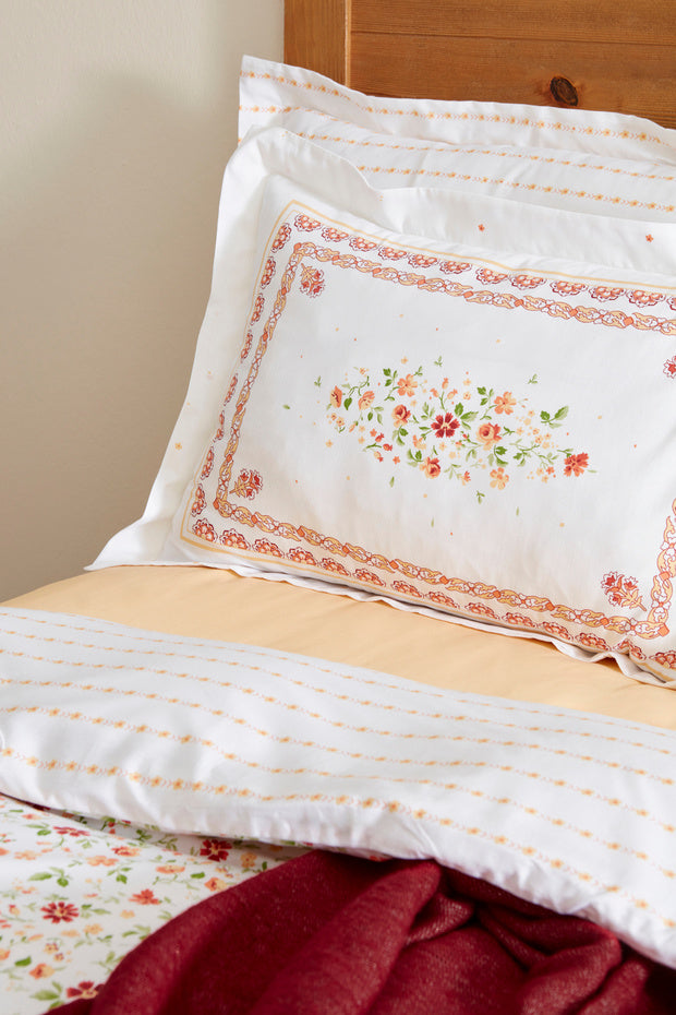 Cecile Double Floral Cotton Duvet Cover & Blanket Set
