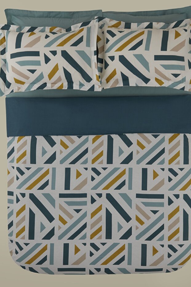 Morgan 100% Cotton Double Duvet Cover Set - Green Geometric