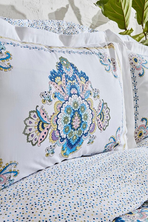 Elenora 100% Cotton Double Size 4-Piece Bedding Set with Pique