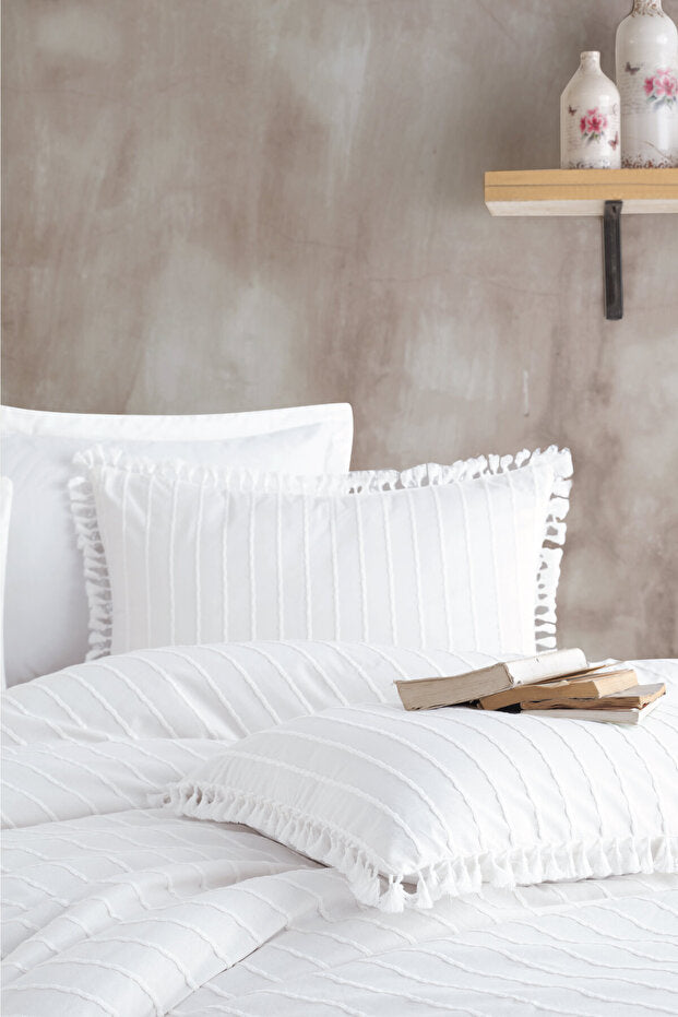 100% Cotton Tasseled Single Duvet Cover Set - Soft & Breathable
