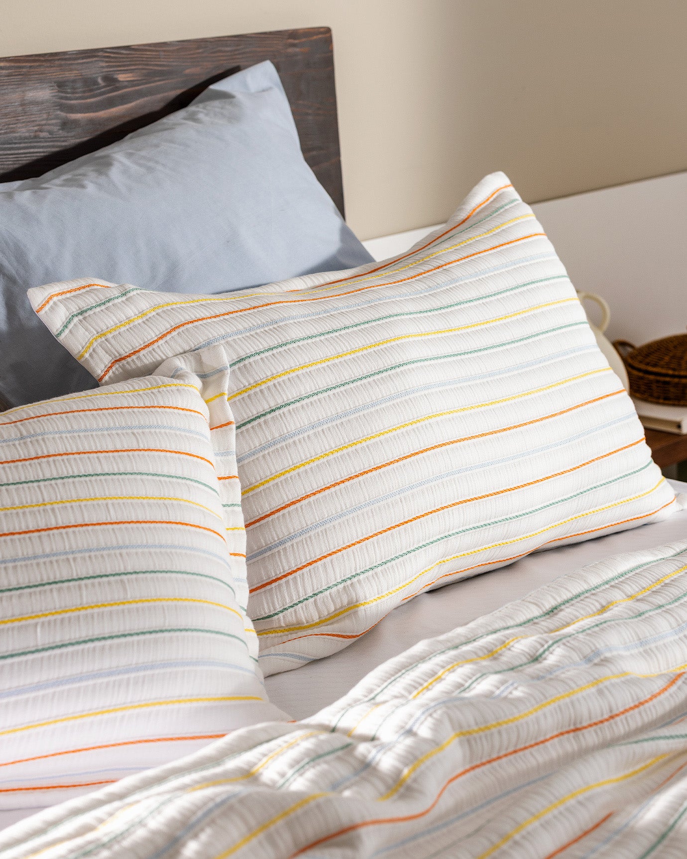 Cotton Blend Bedspread - Vibrant Luxury Collection
