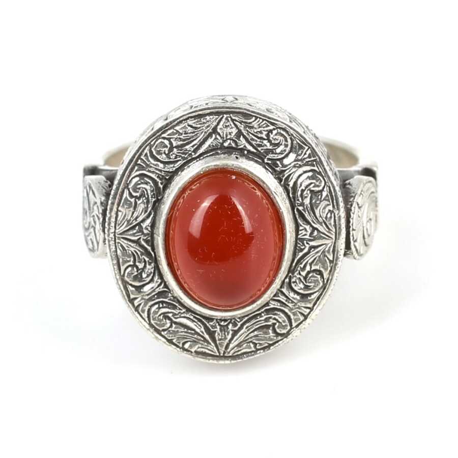 925 Sterling Silver Agate Men's Ring - Masterfully Carved Detail