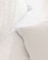 Pure Cotton Double Bedspread Set - Geometric Triangle Pattern