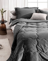Kaira Twin Size Complete Bedding Set