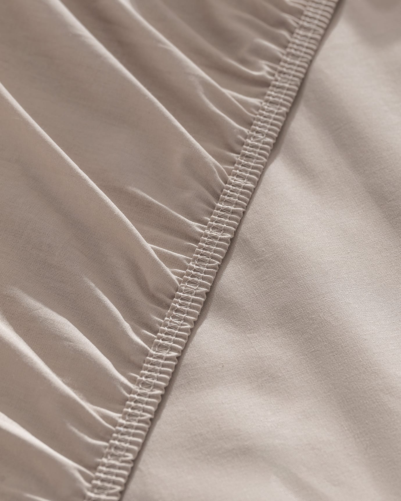 King Size 100% Cotton Ranforce Fitted Sheet - Dark Beige