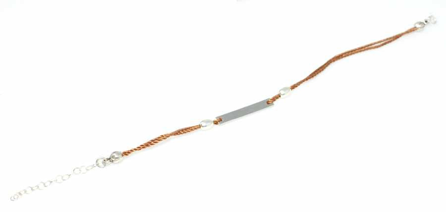 Náramek z 925 sterlingového stříbra s minimalistickým destičkovým designem