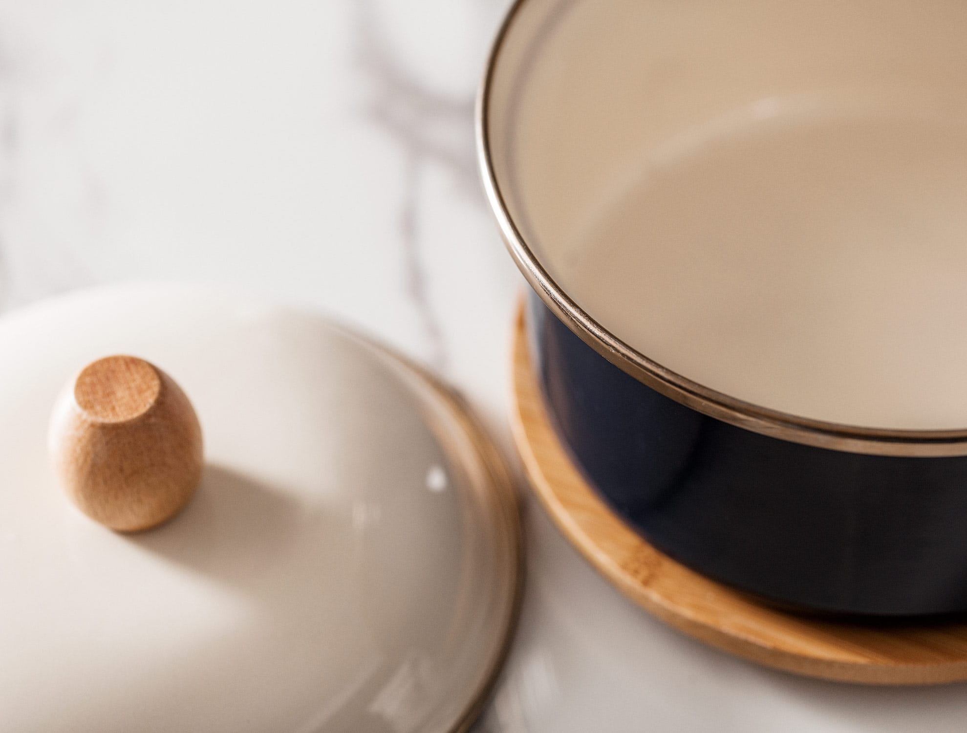 Durable Non-Stick Saucepan with Lid - Versatile Small Cooking Pot