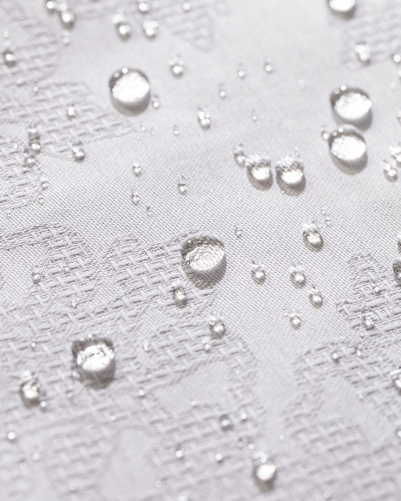 Lavinia Patterned Tablecloth - Elegant Dining Table Linen