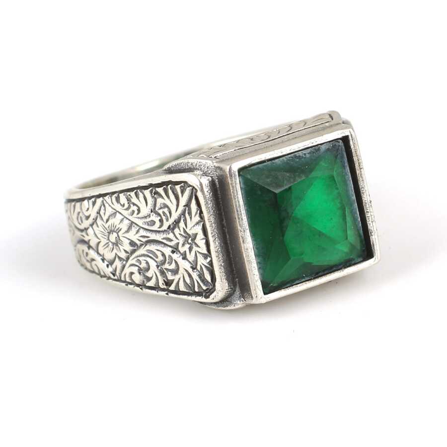 925 Sterling Silver Square Synthetic Emerald Gemstone Ring