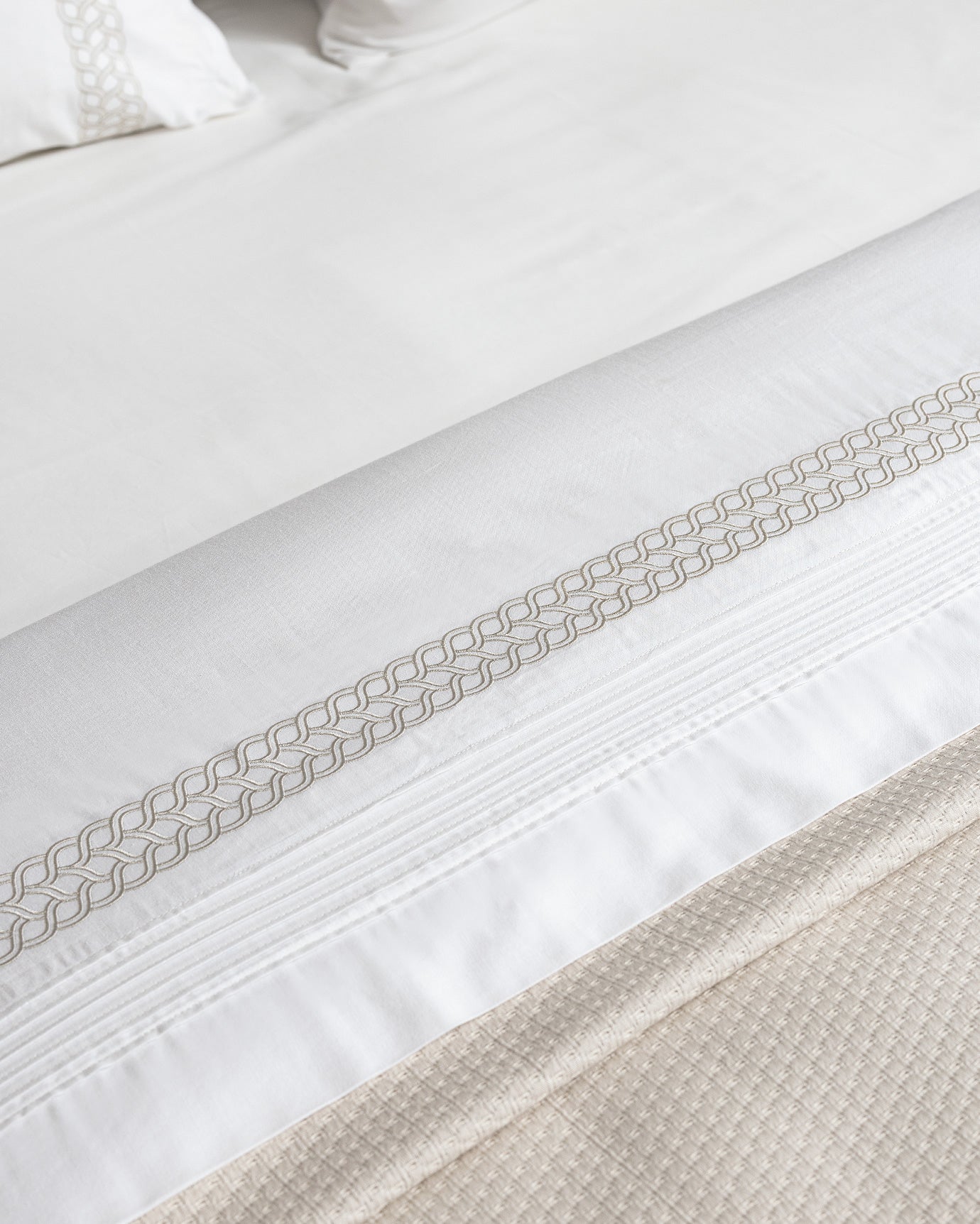 100% Cotton Double Pique Set - Elegant Embroidered Design