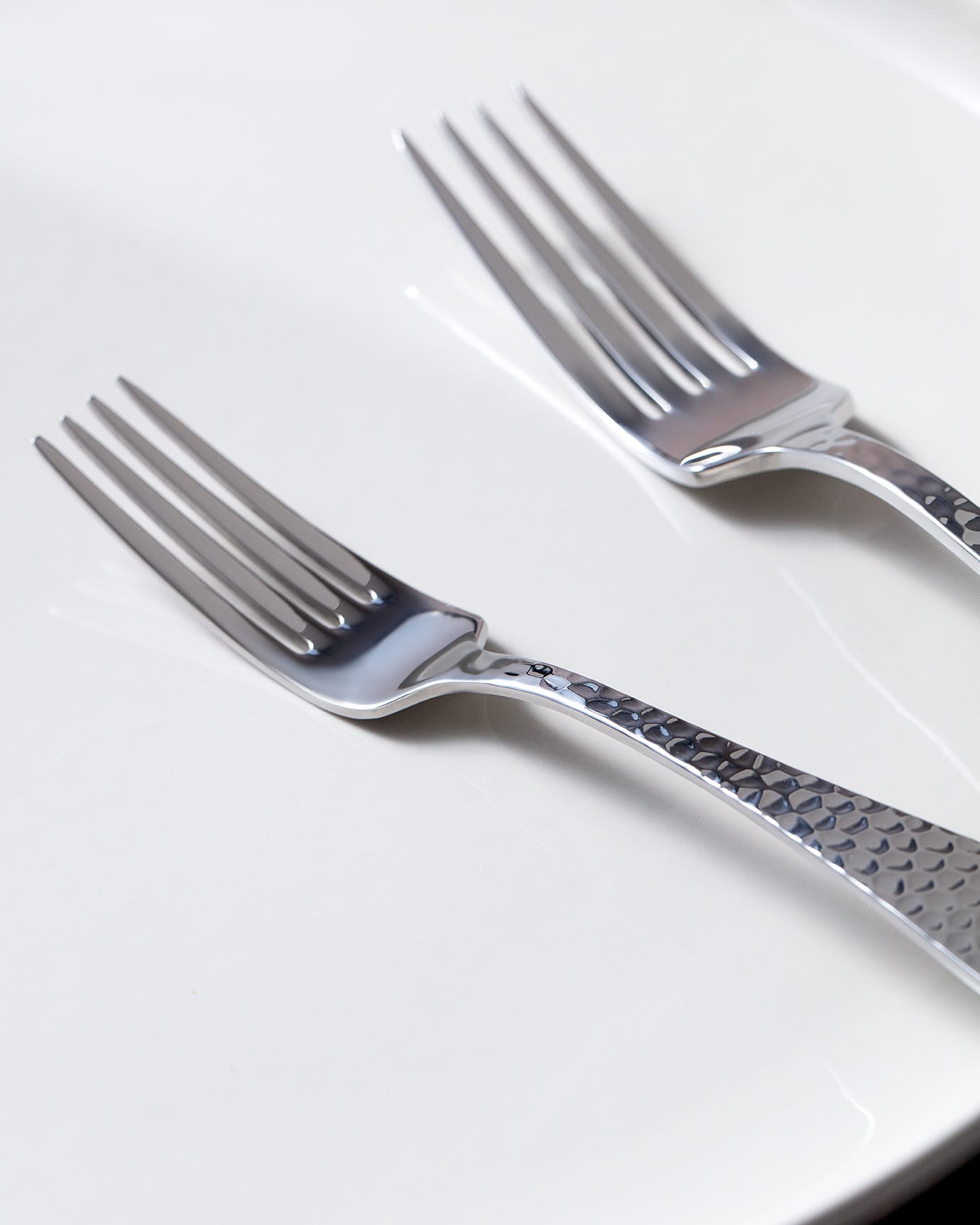 Stainless Steel 84-Piece Flatware Set - La Rose Silver Design